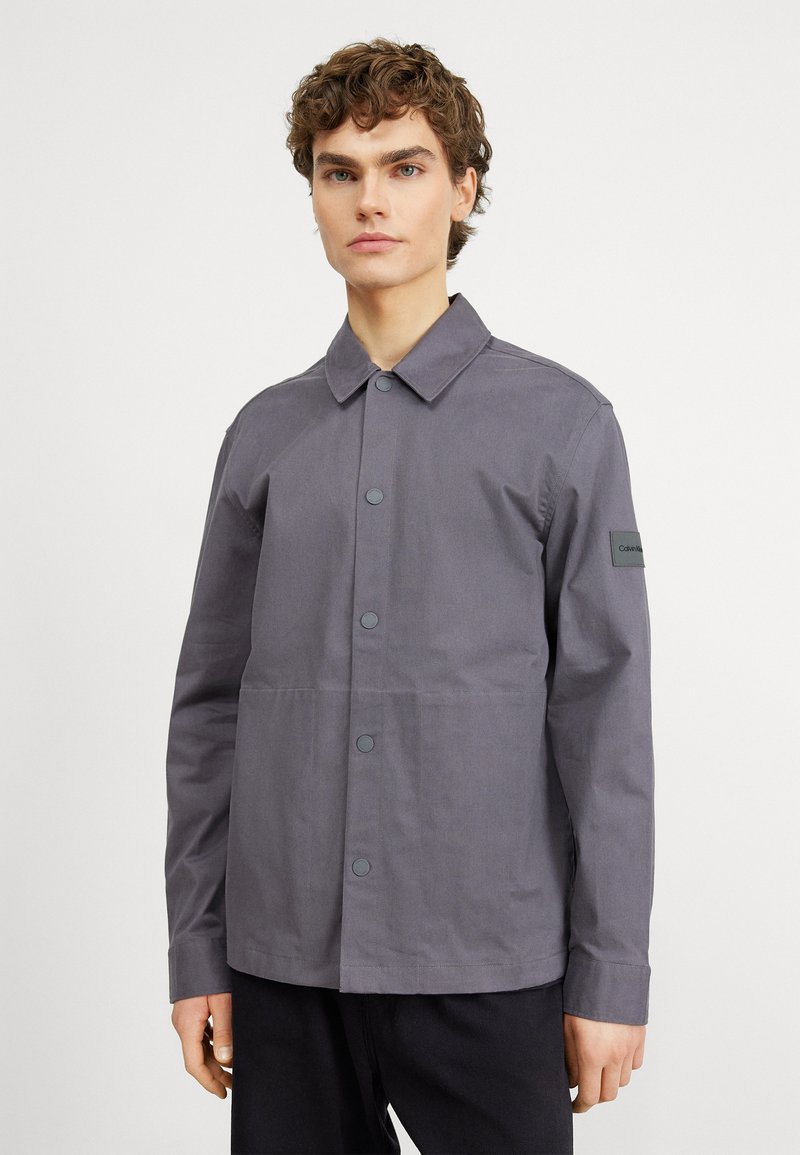 Calvin Klein - MODERN OVERSHIRT - Vapaa-ajan kauluspaita - iron gate, Suurenna