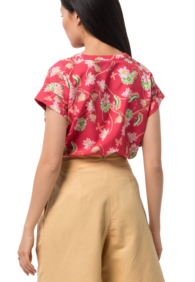 Damen Sportbekleidung | Jack Wolfskin PARADISE Bluse tulip red all over/rot - AN03353 Damen Sportbekleidung | Jack Wolfskin PARADISE Bluse tulip red all over/rot - AN03353