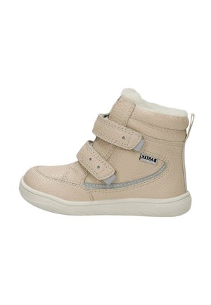 Botte d'hiver beige pour tout-petit avec deux bandes Velcro, doublure polaire douce, cuir texturé et une languette à l'arrière pour un enfilage facile.