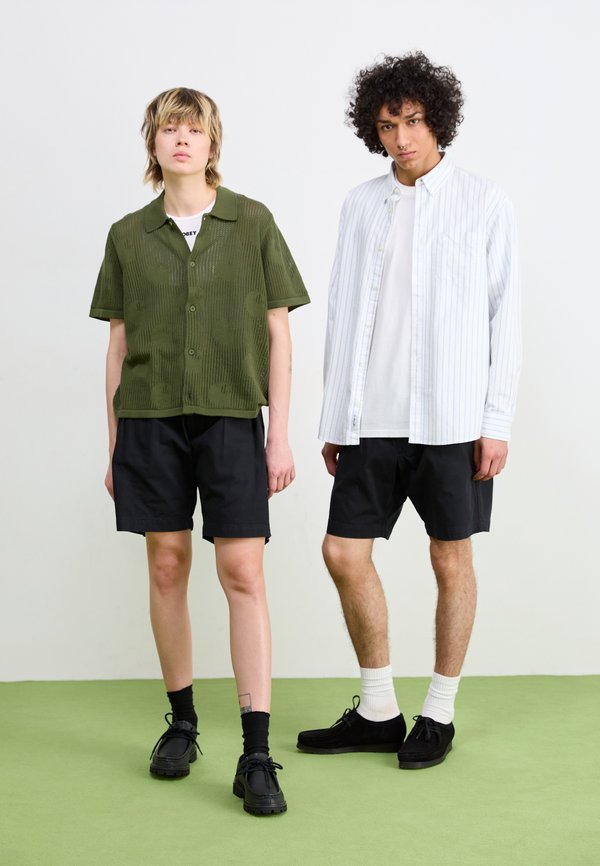 DRILL PART TIMER UNISEX - Shorts2