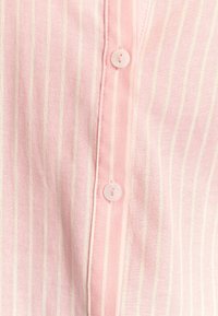 REQUISITE - Pogājama blūze - pink pinstripe