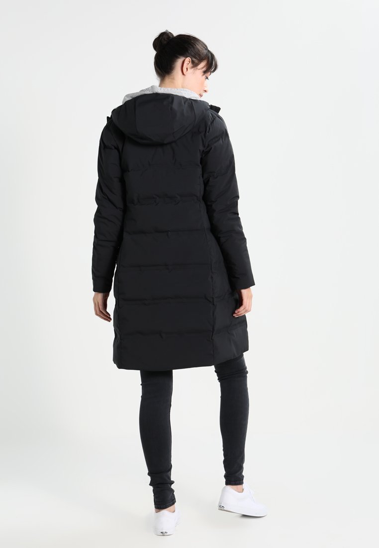 Patagonia JACKSON GLACIER Dunkåpe frakk blacksvart Patagonia JACKSON GLACIER PARKA Dunkåpe frakk black