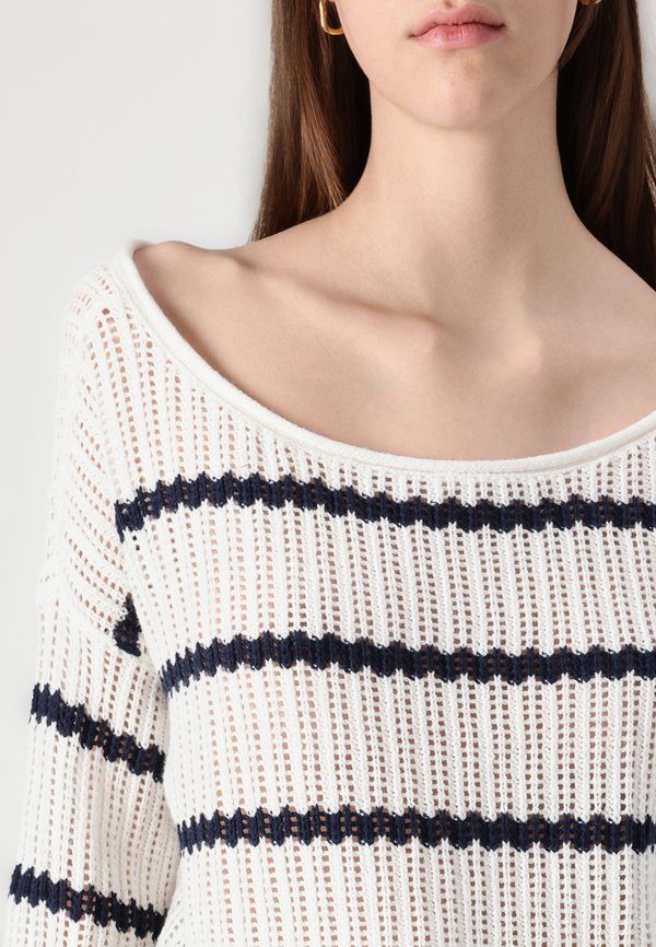 JUDEE LOOSE - Relaxed fit jeans - vintage peached3