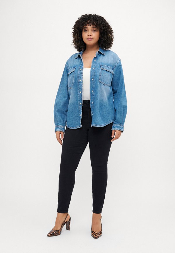 VMPHIA SOFT - Jeans Skinny Fit3