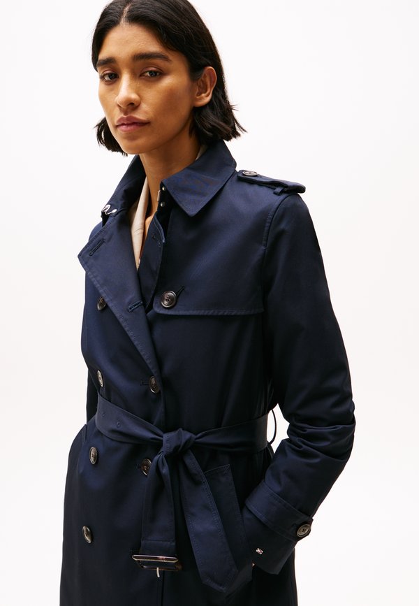 SLIM FIT - Trenchcoat - desert sky2