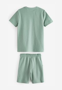 Next TEXTURE SET REGULAR FIT - Šortky - green