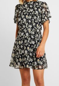 VILA Denní šaty - black