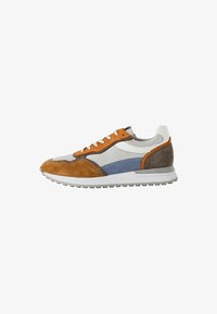 Unselected, orange taupe