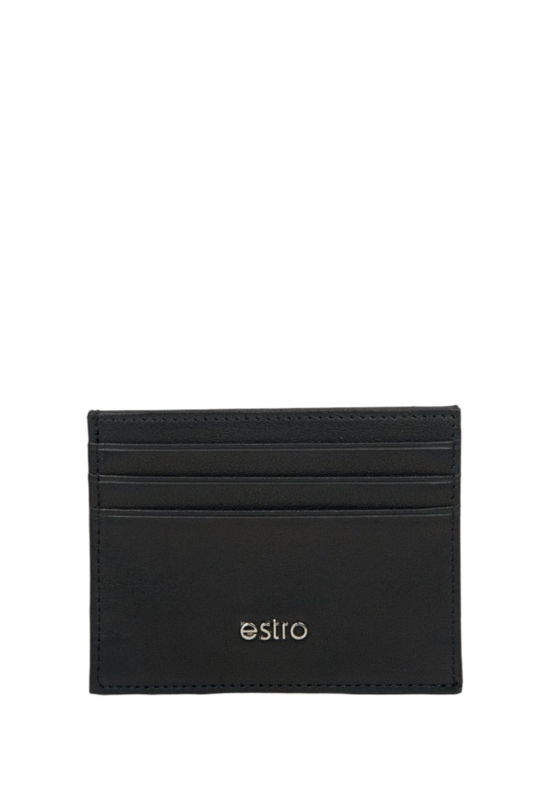 Zwarte leren kaarthouder met zes kaartsleuven en het ingedrukte "estro" logo aan de voorkant. Glad textuur en minimalistisch ontwerp.
