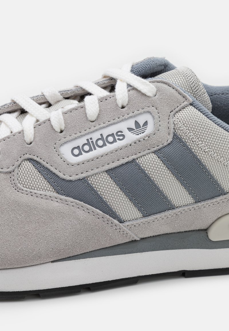 adidas gazelle silver green womens Adidas Treziod 2 Olive Strata Silver Pebble