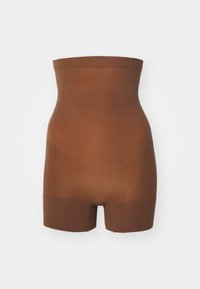 Unselected, chestnut brown