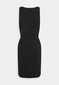 Vestido negro ajustado con un diseño sin mangas, escote redondo y textura suave. Termina por encima de la rodilla con un dobladillo recto.