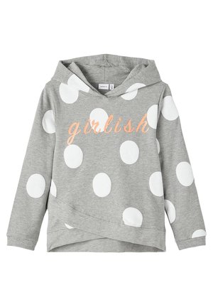 Sweat à capuche gris avec de gros pois blancs et le mot « girlish » en cursive pêche sur la poitrine.