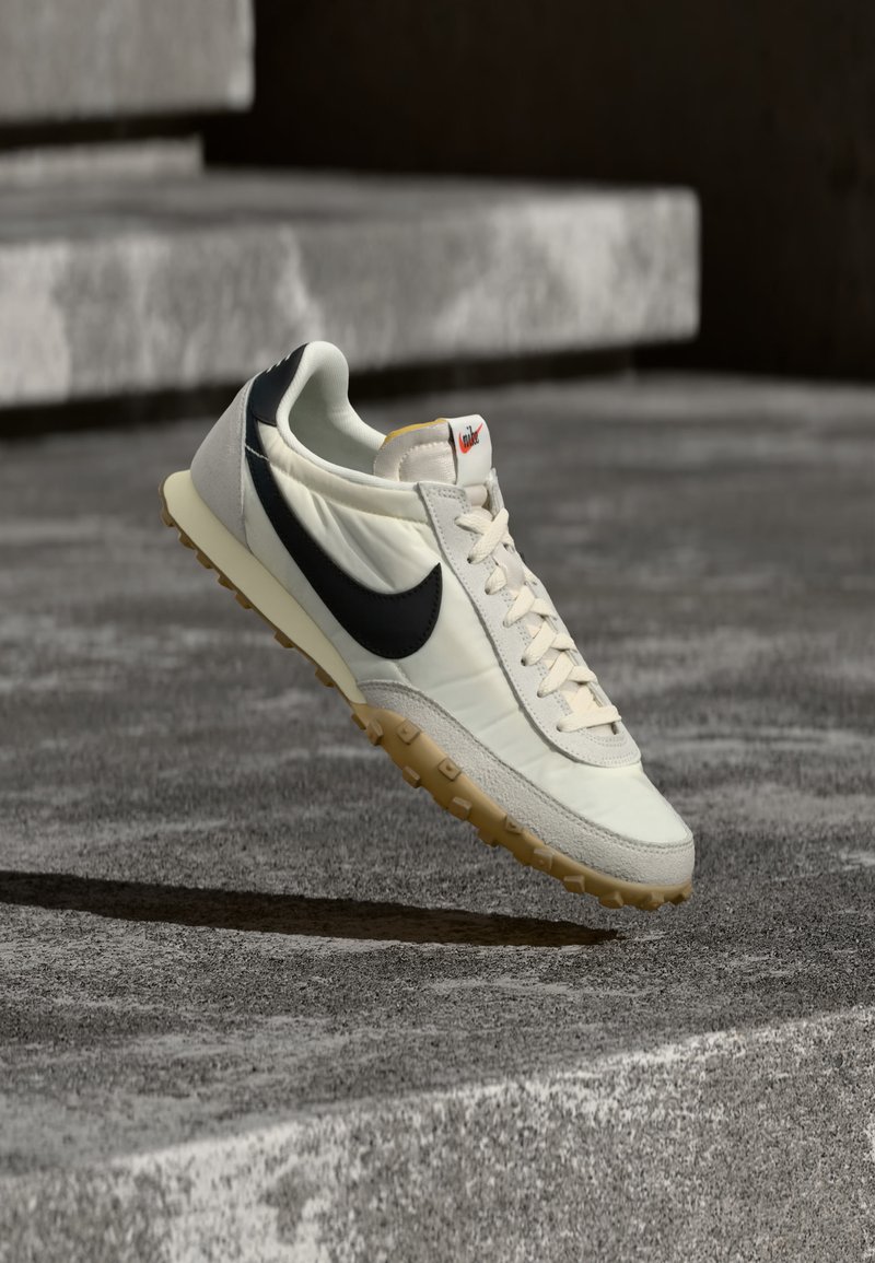 WAFFLE RACER sail/black/coconut milk/light brown/off-white