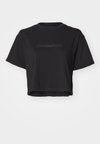 C-TECH CREWNECK CROP - Camiseta estampada - black