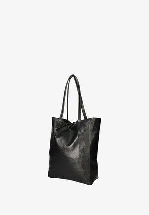 Borsa a tracolla in pelle nera con una texture liscia, forma rettangolare, due manici lunghi e un dettaglio di chiusura a coulisse nella parte superiore.