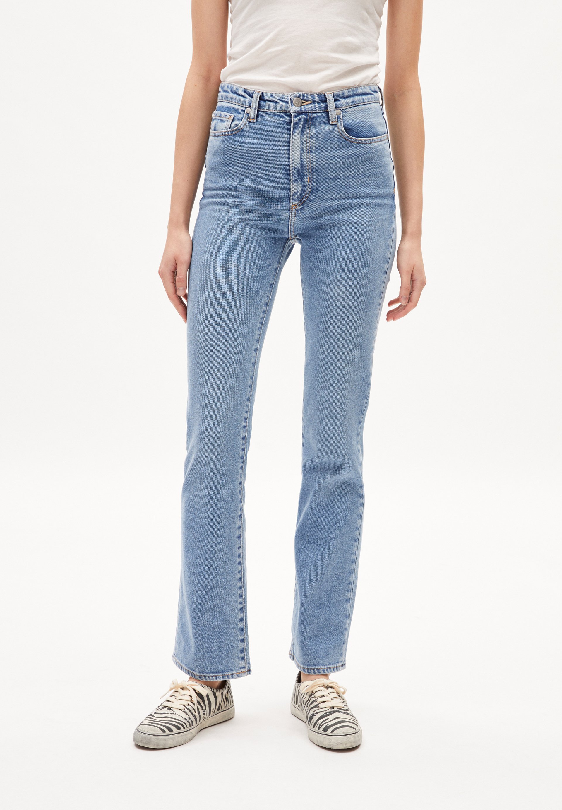 Jeans Boyfriend ARMEDANGELS CAYAA TARPA | Vita Bassa E Gamba Affusolata In Cotone Riciclato