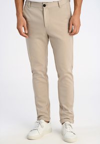 Lindbergh SUPERFLEX CROPPED  - Chino - lt stone