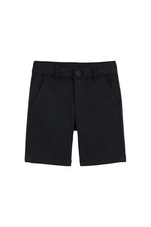 Czarne spodenki dziecięce z przodem zapinanym na guzik, szlufkami na pasek i bocznymi kieszeniami, wyeksponowane na białym tle.