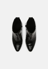Marco Tozzi Botins - black