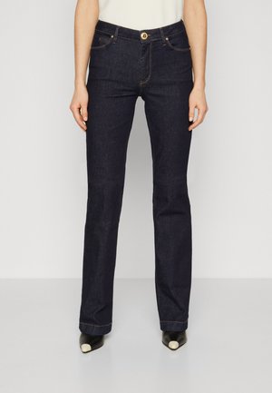 MARA - Jean flare - black denim