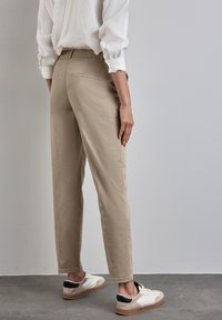 Street One Chinos - beige