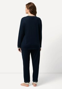 Ulla Popken RUNDHALS LANGARM SET - Pigiama - dark blue
