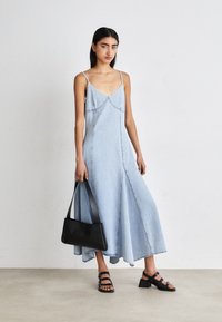 Gestuz KAILA LONG DRESS - Maxikjole - light blue washed