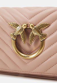 Pinko LOVE CLICK BAGUETTE MINI - Borsa a tracolla - cipria