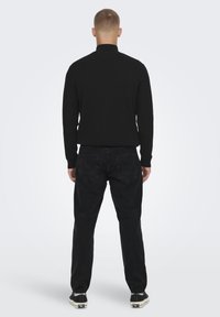 Only & Sons ONSAVI BEAM TAP - Jeans Tapered Fit - black denim