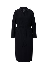 Zwarte wikkeljurk van zachte stof met lange mouwen, een kraag en een strikriem in de taille. Heeft een rechte silhouet en zijzakken.