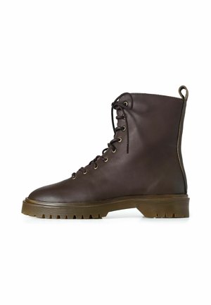 ALASKA - Kotníkové boty na platformě - waxed brown