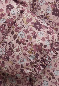 Minymo QUILTED ALL OVER PRINT - Skipak - misty rose