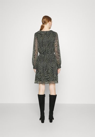 PS Paul Smith Φόρεμα ημέρας - blacks