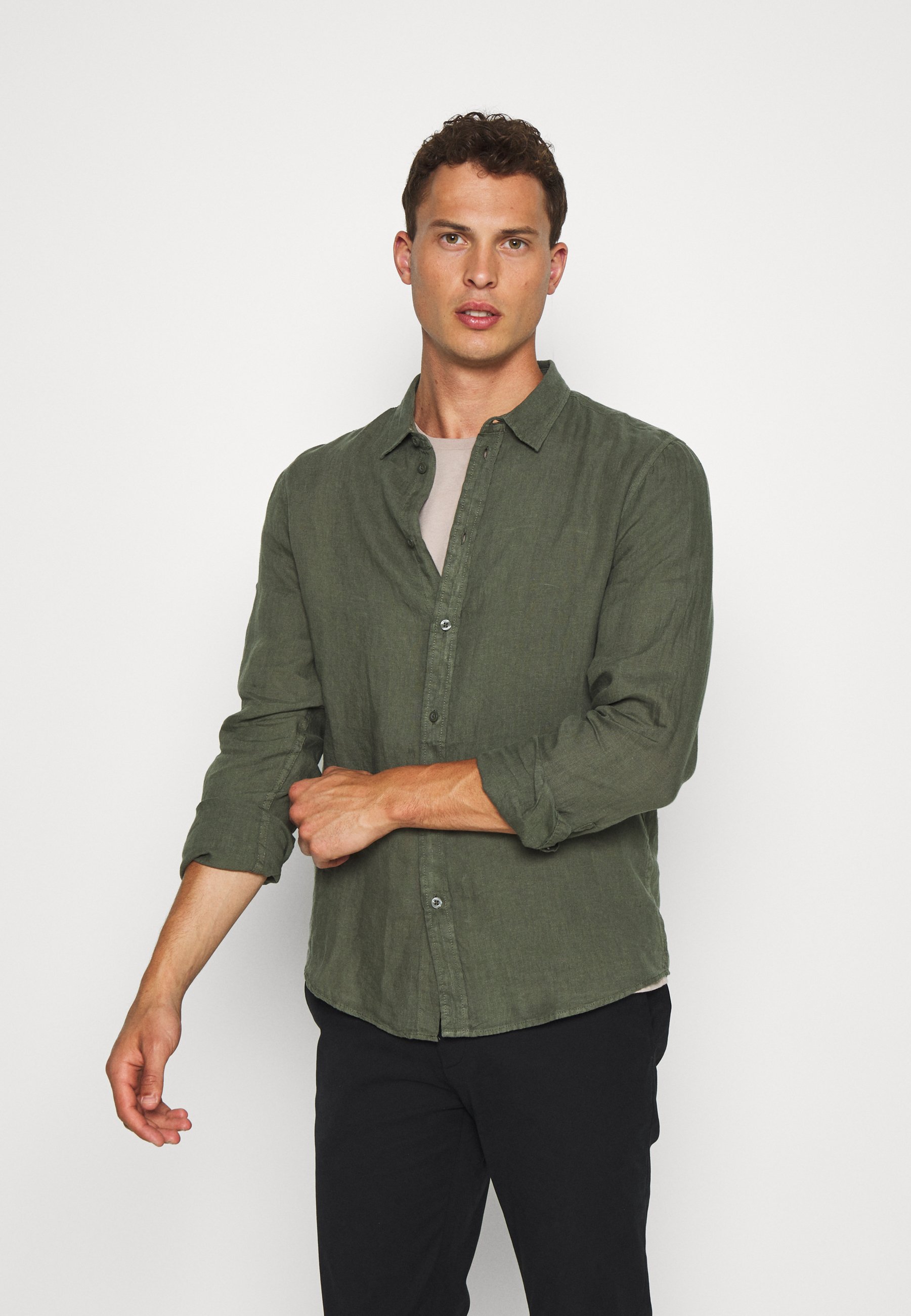 Pier One Skjorte olive Zalando.no Pier One Skjorte olive Zalando.no