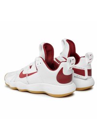 Nike Performance REACT HYPERSET - Scarpe da basket - white team crimson white