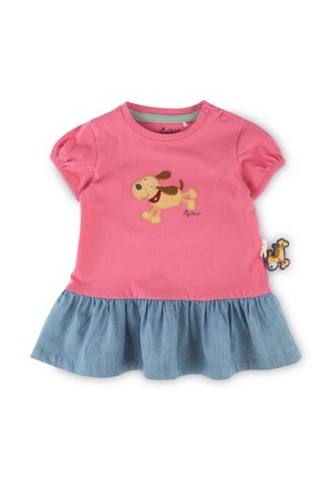 Rosa Baumwoll-T-Shirt-Kleid mit kurzen Puffärmeln, blauer Jeansrock, mit einer Hundesilhouette-Stickerei und einem dekorativen Hundehalsband.