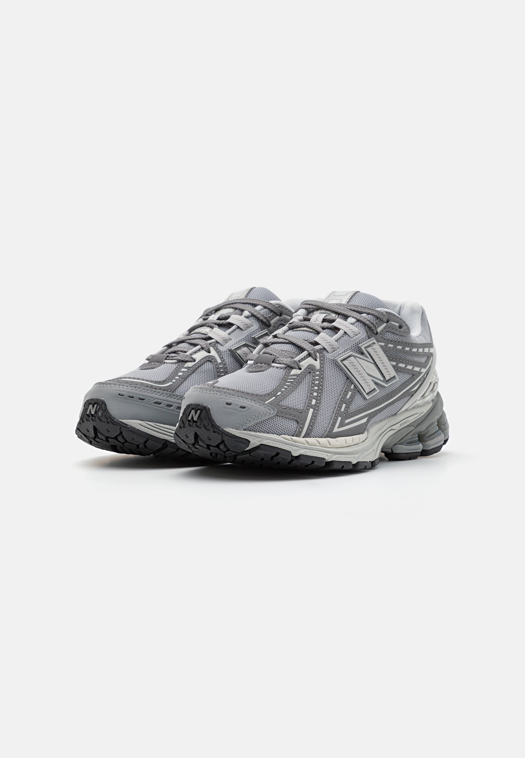 NEWBALANCE M1906 RHA 27.5cm
