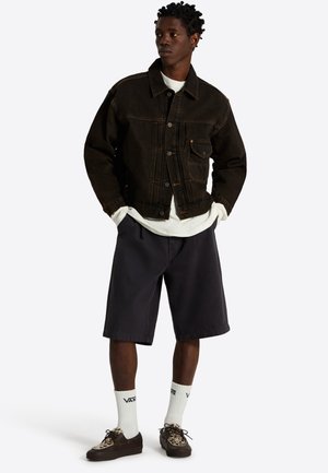 Vans, 2-EYELET BOAT SHOE UNISEX - Яхтени обувки - hairy suede white