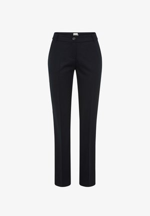 Zwarte op maat gemaakte rechte broek met riemlussen, sluiting met voorste knoop en plooien aan de voorkant van elke been, weergegeven op een witte achtergrond.