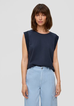 Top - navy