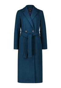 Long manteau en laine bleu sarcelle avec une coupe croisée, des revers crantés, une ceinture nouée à la taille et deux boutons visibles à l'avant.