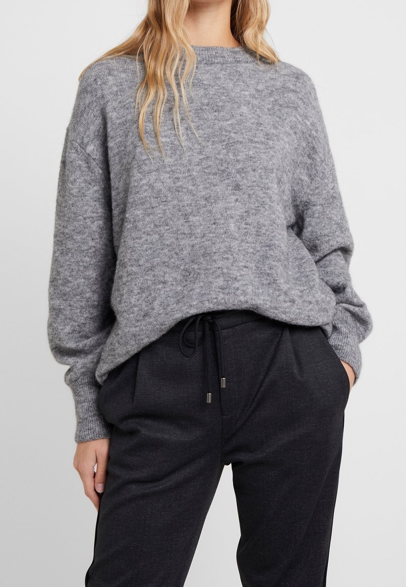 CLOSED Sweter