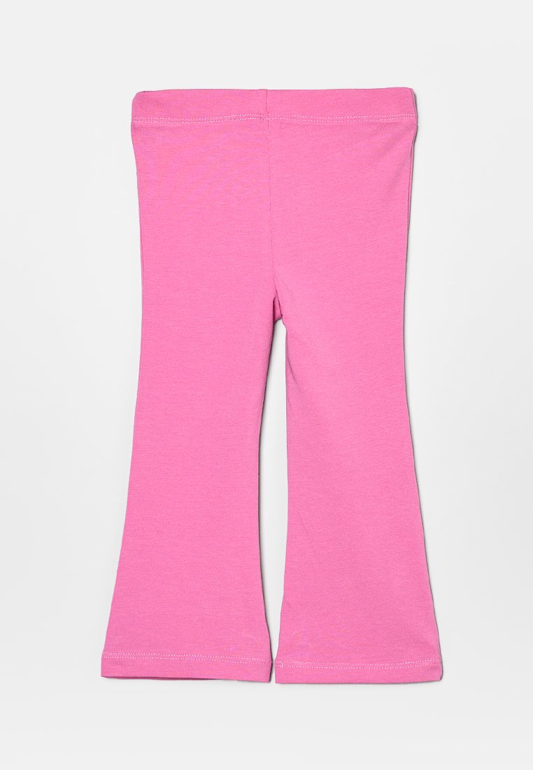 Leggings acampanados rosas hechos de una suave mezcla de algodón, con una cinturilla y un acabado de dobladillo simple. Sin patrones ni acentos adicionales.