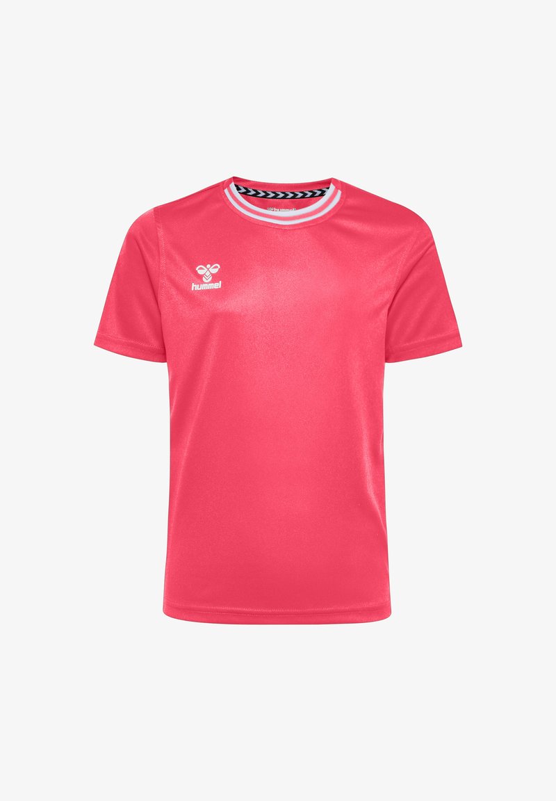 Ljust rosa sporttröja med korta ärmar, rund halsringning och kontrasterande svart-vita randiga krage. Materialet verkar slätt och glänsande.