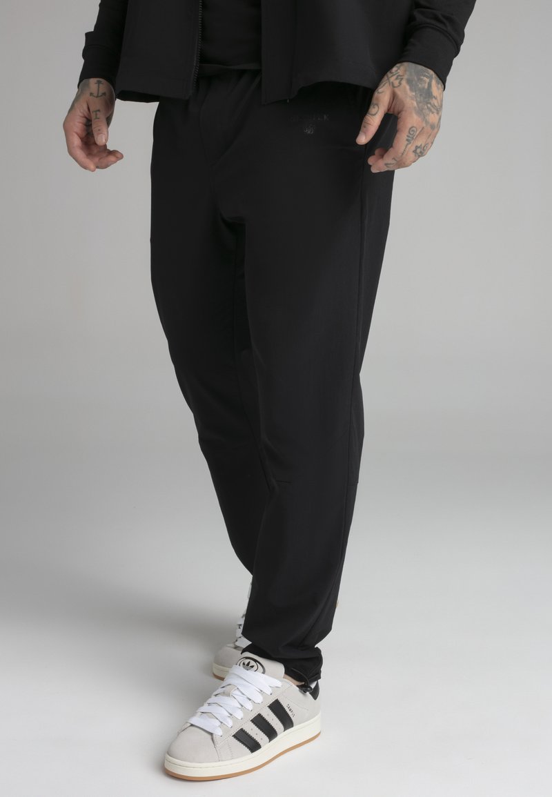 SIKSILK - Housut - black, Suurenna