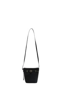 Borsa a spalla nera con tracolla slim regolabile e fibbia decorativa sul davanti, posizionata su uno sfondo bianco.