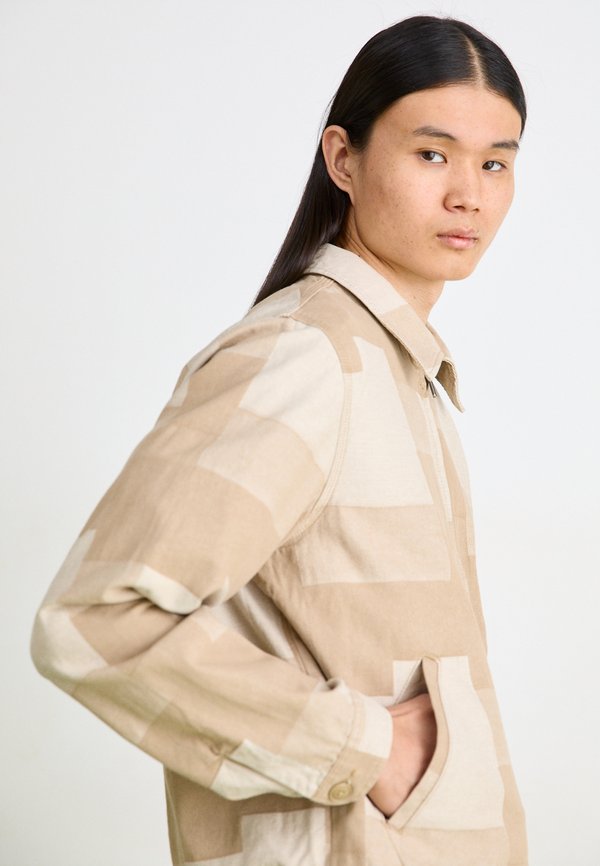 JACQUARD EISENHOWER - Summer jacket - desert sand2