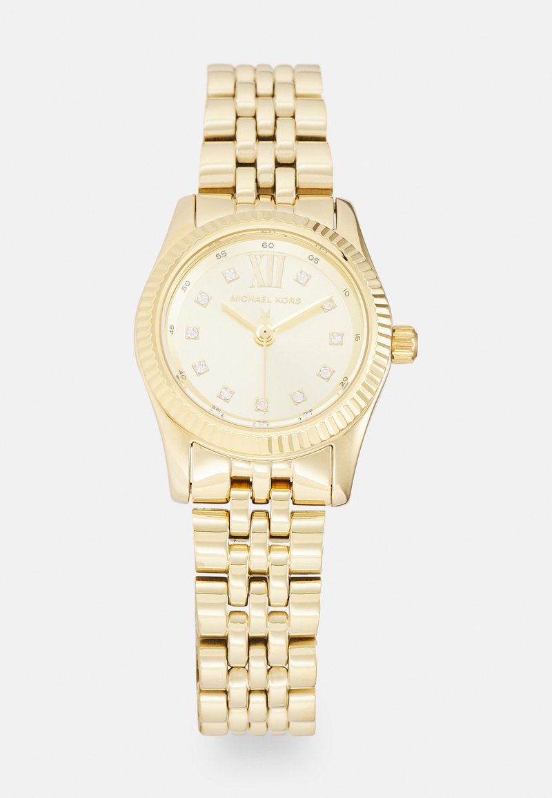 Goldfarbene Michael Kors Uhr mit rundem Gehäuse, strukturiertem Lünette und Gliederarmband. Das Ziffernblatt verfügt über Diamant-Stundenmarkierungen und die römische Ziffer XII.