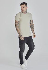 SIKSILK - T-shirt basic